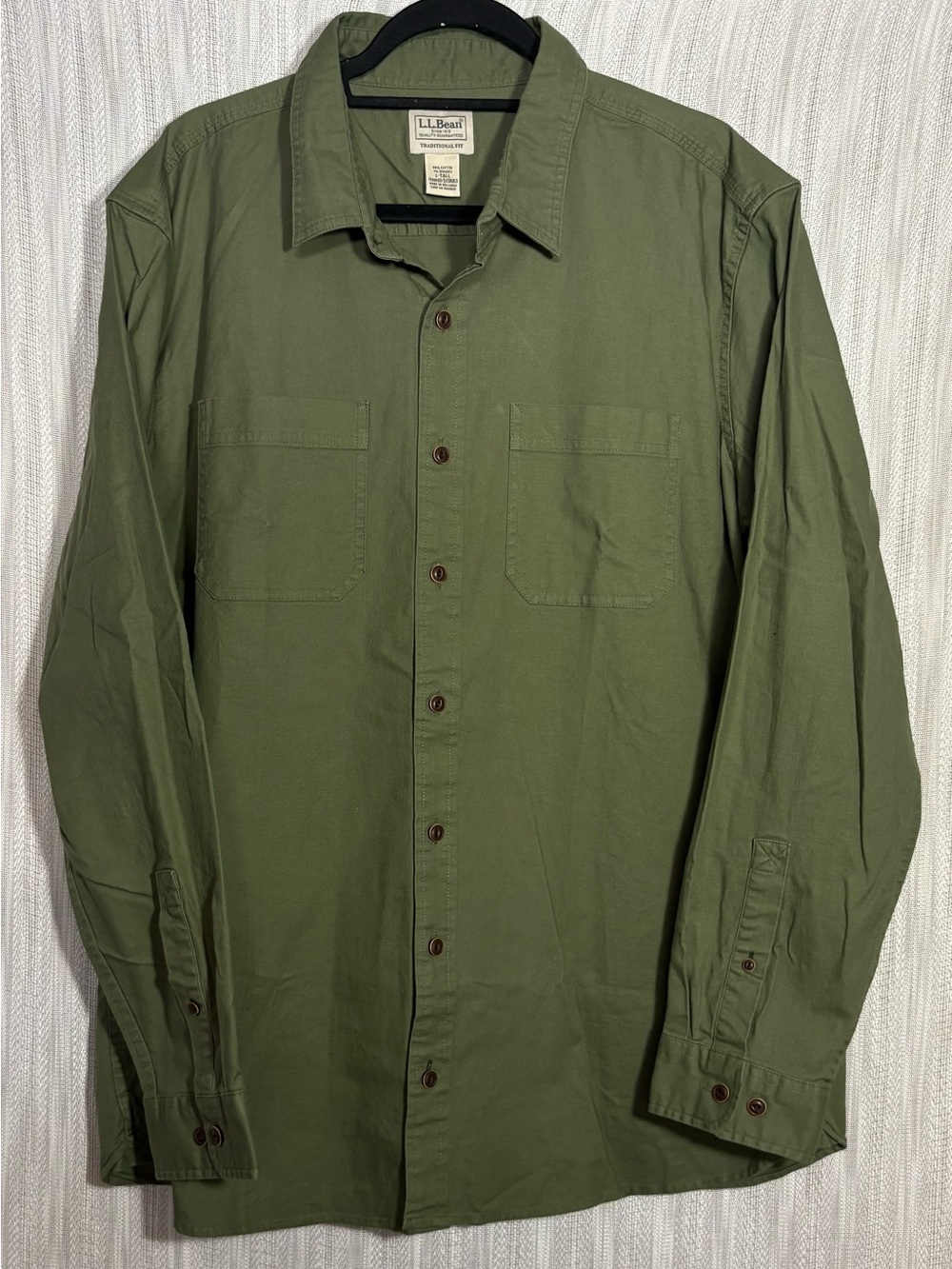 L.L. Bean Twill Canvas Work Green Long-Sleeve Button-Down Shirt 99% Cotton